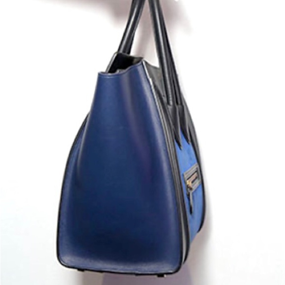 Celine Bags - Picture 7 of 16